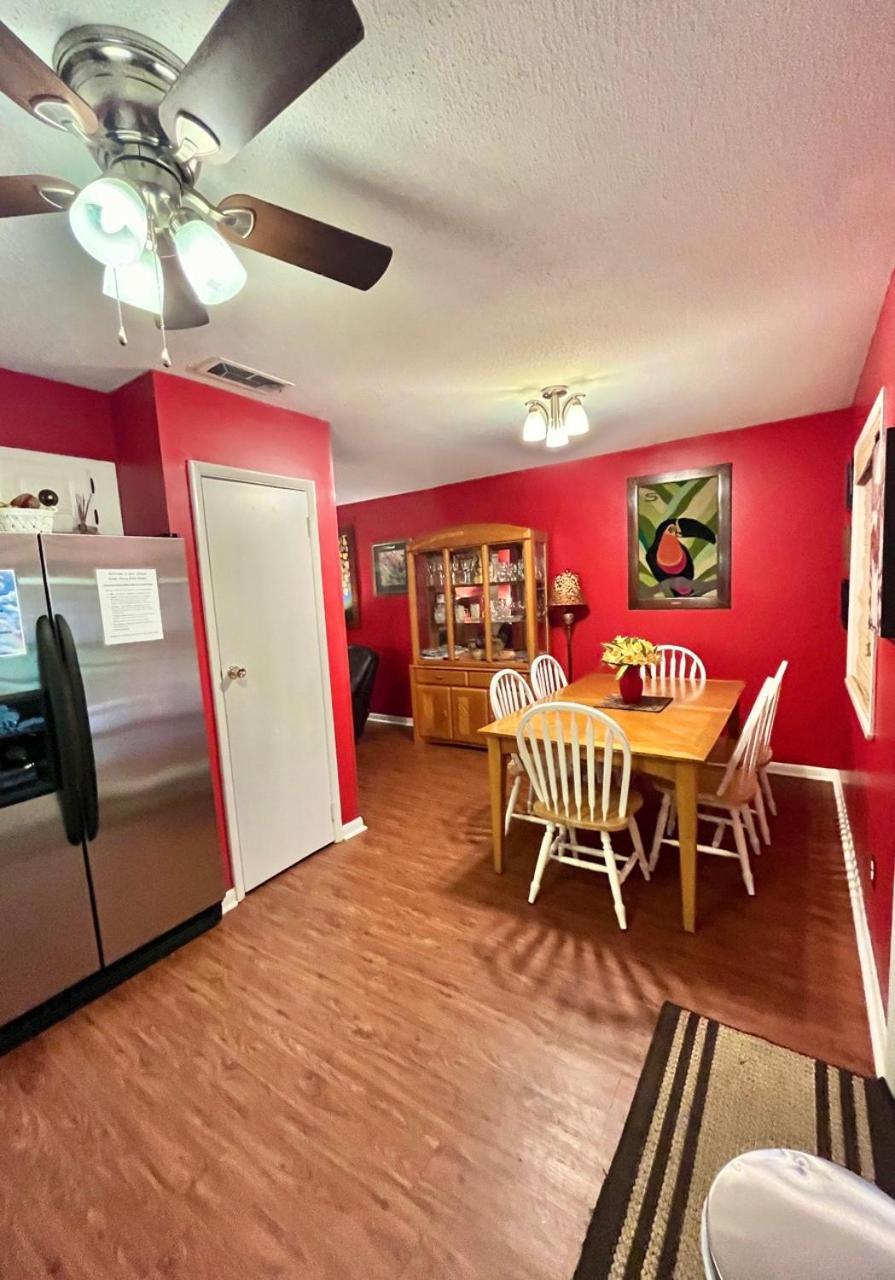 אתנס Family Friendly Downtown Home - Private Yard & Grill - Location, Location, Location! מראה חיצוני תמונה